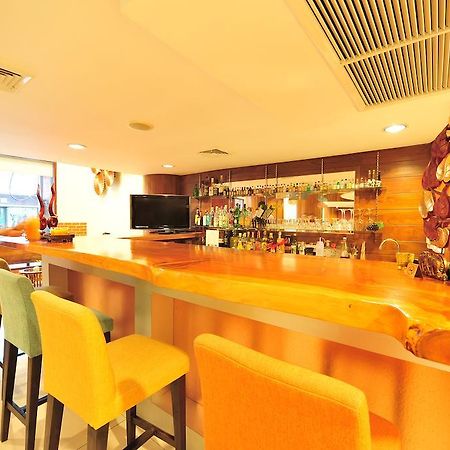 Lullaby Inn Silom Банкок Екстериор снимка