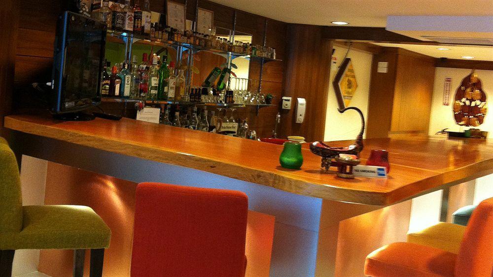 Lullaby Inn Silom Банкок Екстериор снимка
