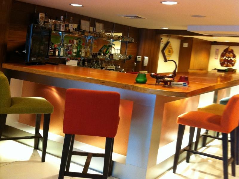 Lullaby Inn Silom Банкок Екстериор снимка
