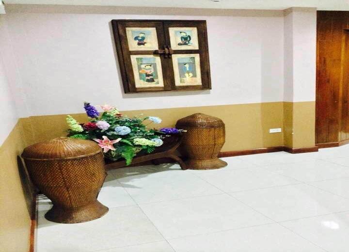 Lullaby Inn Silom Банкок Екстериор снимка
